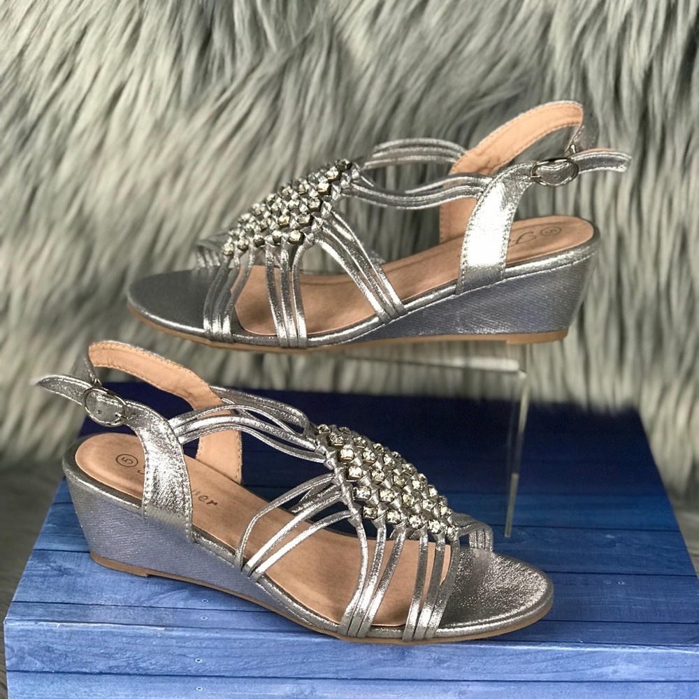 Low Wedge Heel Rhinestone Sandals